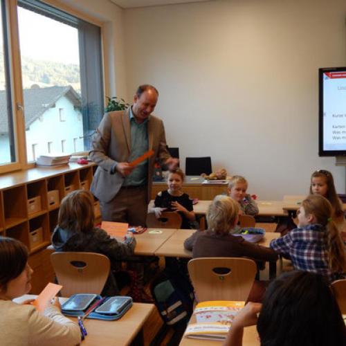 Bürgermeister in der Schule