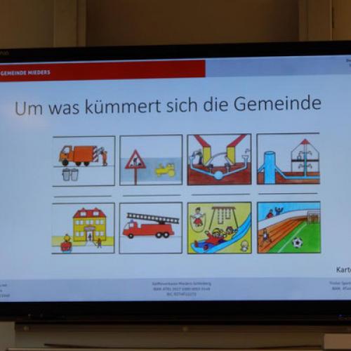 Bürgermeister in der Schule